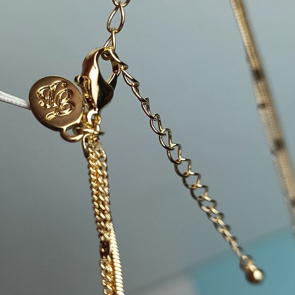 Tommy Bahama Shellman Triple Layered Necklace Gold Tone TRENDY TRIPLE-LA… - Picture 9 of 13